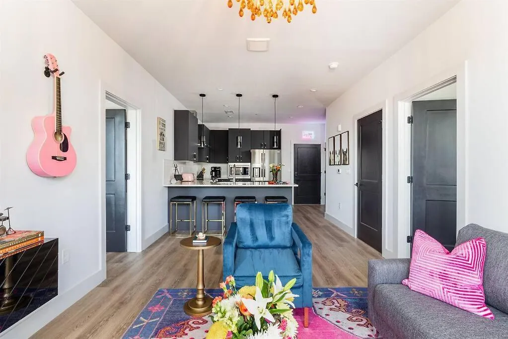 2 Side By Side Units, The Honky Tonk Party Pads, Parking Gym Pool Apartment Nashville 0*,