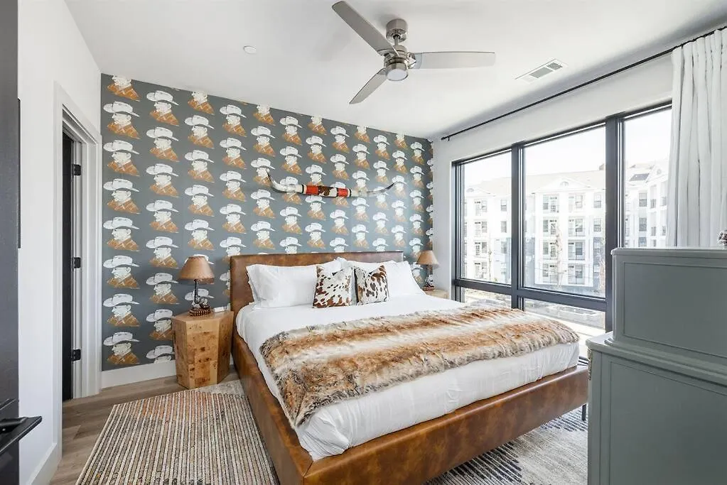 2 Side By Side Units, The Honky Tonk Party Pads, Parking Gym Pool Apartment Nashville United States