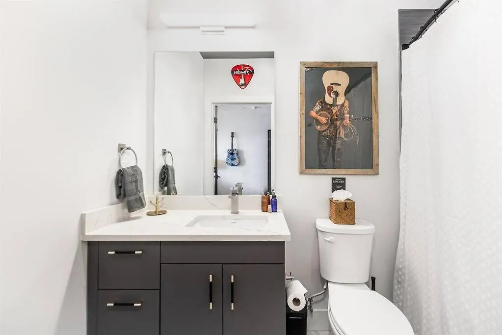 2 Side By Side Units, The Honky Tonk Party Pads, Parking Gym Pool Apartment Nashville 0*,  United States